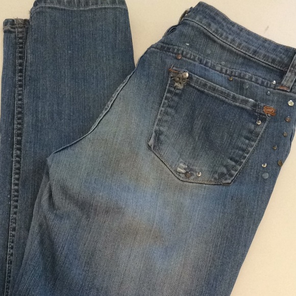 MAX RAVE DISTRESSED JEANS - Picture 4 of 5